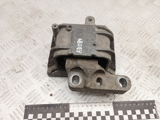 подушка крепления двигателя Volkswagen Passat B6 2007, 2.0 л., BWA, бензин, МКПП, седан, 1K0199262P, 1K0199262AB, 1K0199262AC, 1K0199262AL, 1K0199262AM, 1K0199262L, 1K0199262M