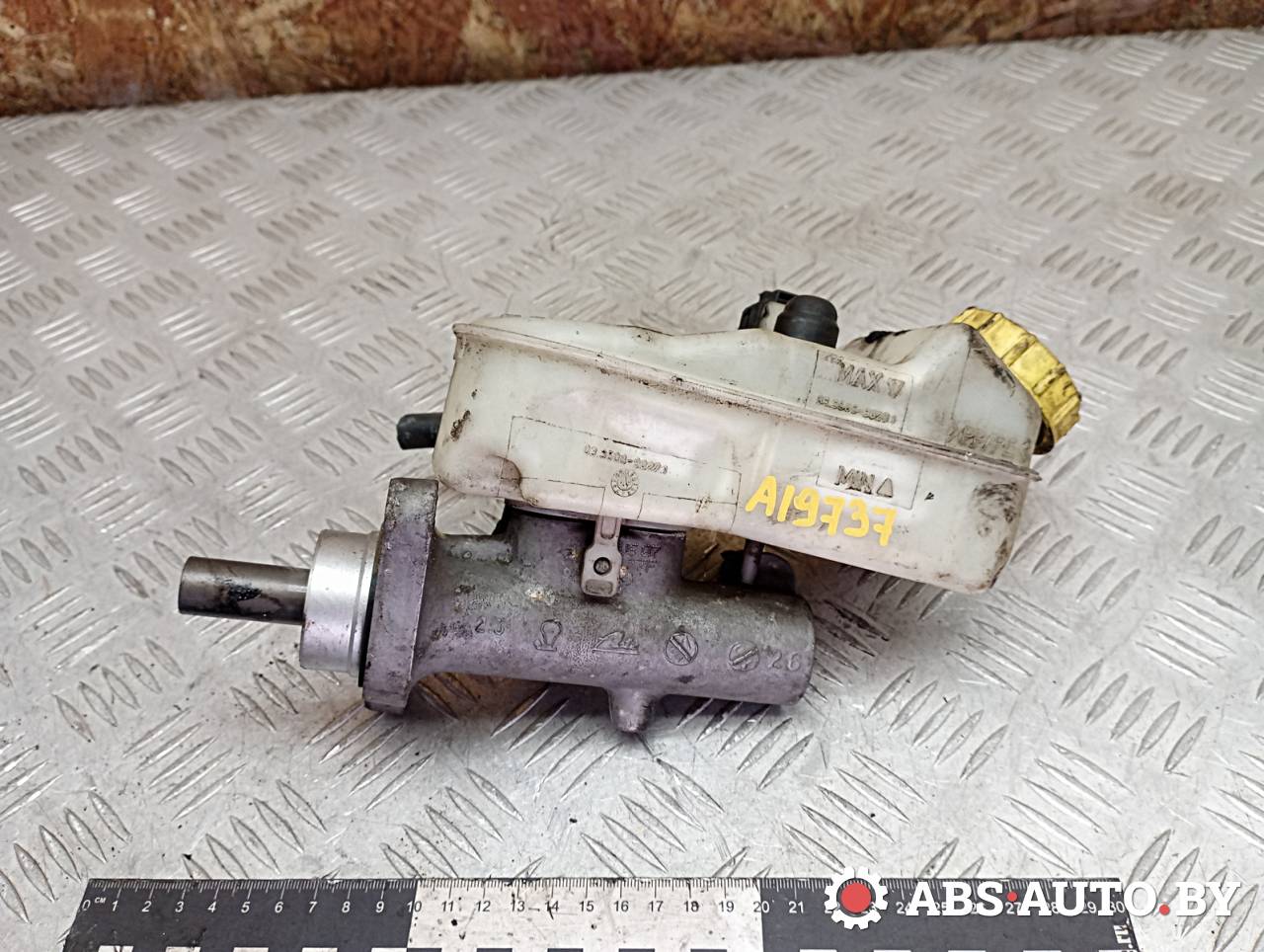 цилиндр тормозной главный Volkswagen Transporter T5 2008, 7H0611303B, 03350890271, 03350890281 - фото №1