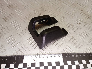 Пластик салазок сидений Toyota RAV4 2 поколение (XA20) [рестайлинг] 2005, 2.0 л., 1CD-FTV, дизель, МКПП, внедорожник 5 дв., 7215942010