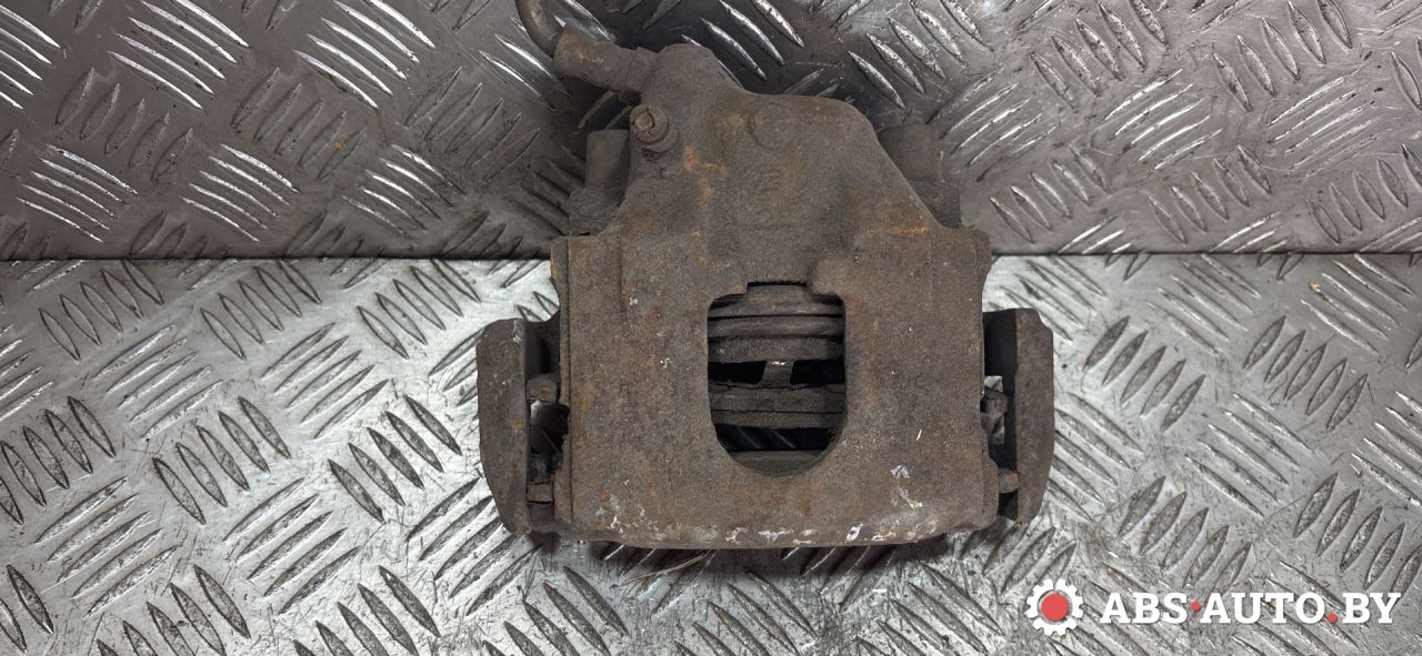 суппорт передний правый Ford Fiesta 4 поколение 1999 - фото №1