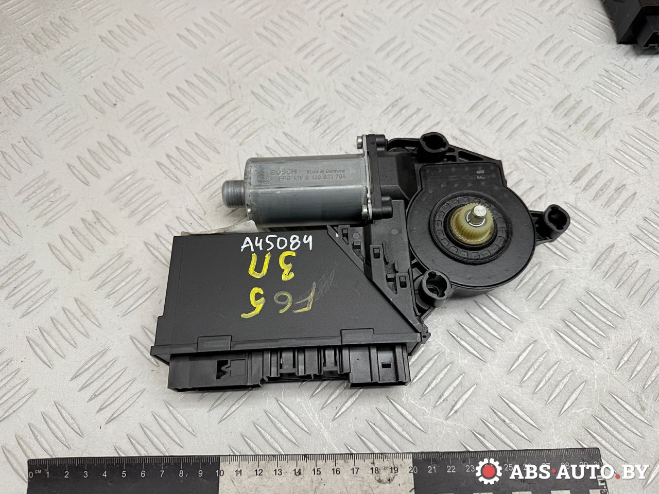 моторчик стеклоподъемника задний правый Volkswagen Touareg 1 поколение 2006, 3.0 л., BKS, дизель, АКПП, внедорожник 5 дв., полный привод, 0130821764, 7L6959704, 3D0959794E - фото №1