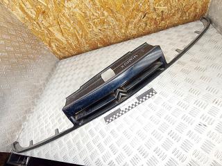 решетка радиатора Citroen Xantia 1 поколение 1996, 9618919977