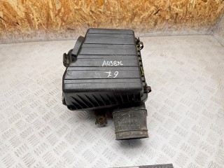 корпус воздушного фильтра Hyundai Terracan 1 поколение HP 2003, 2.9 л., дизель, МКПП, внедорожник 5 дв., полный привод, 28110H1920, 28221H1915