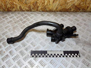 корпус термостата Citroen C5 2 поколение 2013, 2.0 л., RHH (DW10CTED4), дизель, МКПП, универсал, 9803648780