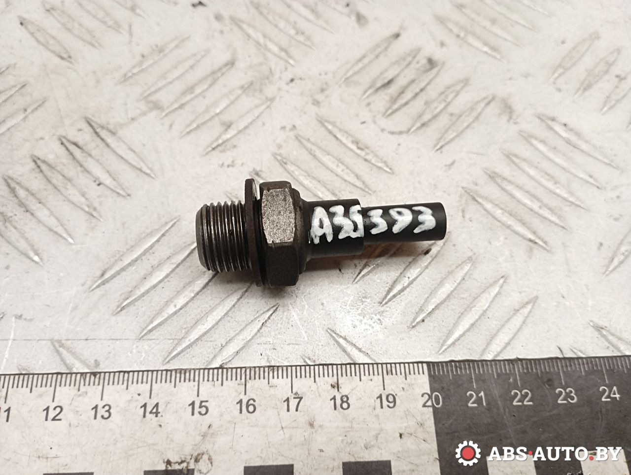 датчик давления масла Peugeot 5008 1 поколение 2013, 1.6 л., дизель, робот, правый руль, 9674693880 - фото №1