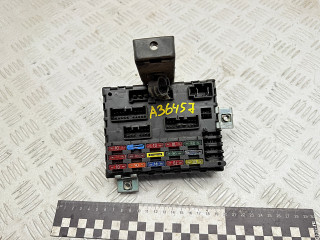 блок предохранителей Fiat Punto 1 поколение 1998, 1.2 л., бензин, МКПП, хетчбэк 3 дв., 7755601