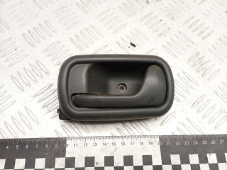 ручка внутренняя передняя левая Fiat Punto 1 поколение 1998, 1.2 л., бензин, МКПП, хетчбэк 3 дв.