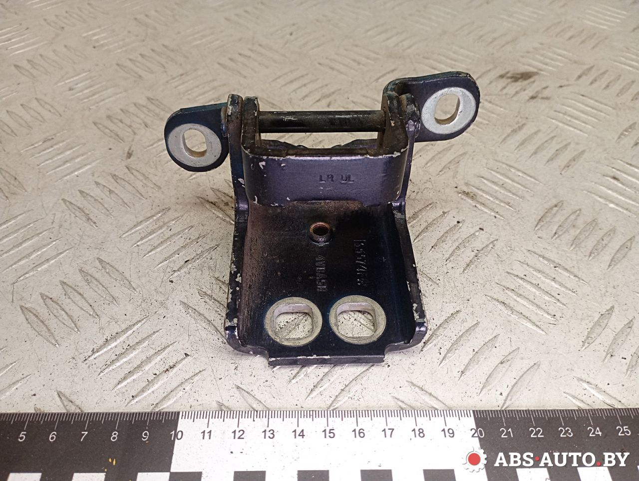 петля двери Chrysler PT Cruiser 1 поколение 2002, 2.2 л., дизель, 85574F - фото №1