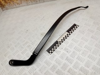 щеткодержатель (поводок стеклоочистителя, дворник) Jeep Cherokee 5 поколение 2016, 2.0 л., EBT, дизель, АКПП, внедорожник 5 дв.