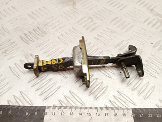 ограничитель открывания двери Toyota RAV4 2 поколение (XA20) 2003, 2.0 л., 1CD-FTV, дизель, МКПП, внедорожник 5 дв.