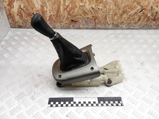 кулиса Toyota RAV4 2 поколение (XA20) 2003, 2.0 л., 1CD-FTV, дизель, МКПП, внедорожник 5 дв., 3353042040, 5880442010, 5882142010, 58821190H0