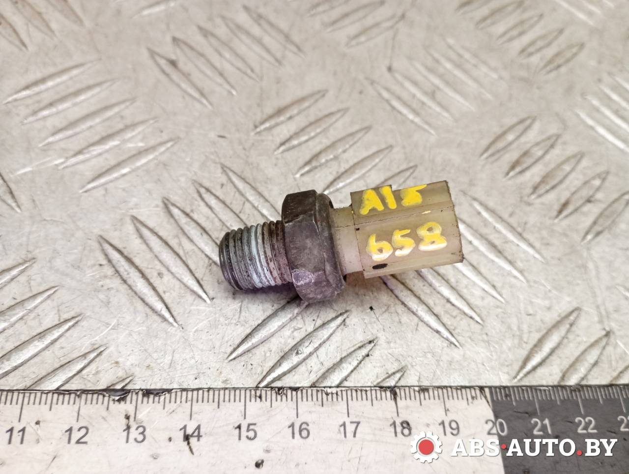 датчик давления масла Ford Transit Custom 1 поколение 2017, 2.2 л., дизель, МКПП, 3S719278AB, 1131J2, 9659173880, 1053881, 1053882, 1084764, 1095149, 1309298, 1363198, 2646770, 3S719278AA, 3S719279A, 98AB9278A1A, 98AB9278A2A, 98AB9278AA, 98AB9278CA, XS2Z9278AA, 3S719278AC, 02C2S41414, C2S30972, C2S41414, LR004410, 1E1118501, U20218501, YF0918501 - фото №1