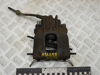 суппорт передний правый Ford Focus 1 поколение [рестайлинг] 2003, 1.6 л., бензин, МКПП, седан, 1478507