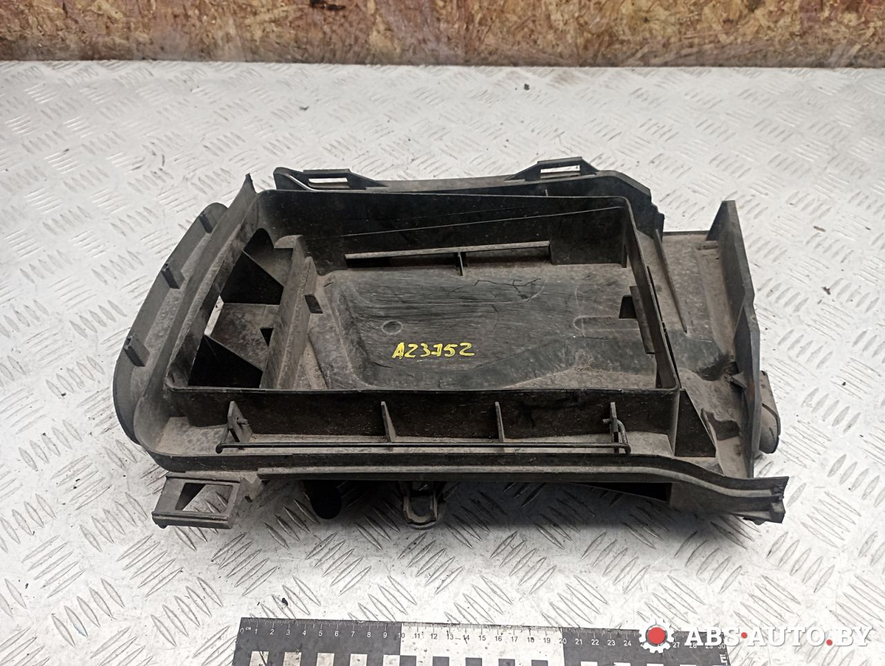 корпус салонного фильтра BMW 5 серия E39 1999, 2.5 л., бензин, 64318379625 - фото №1