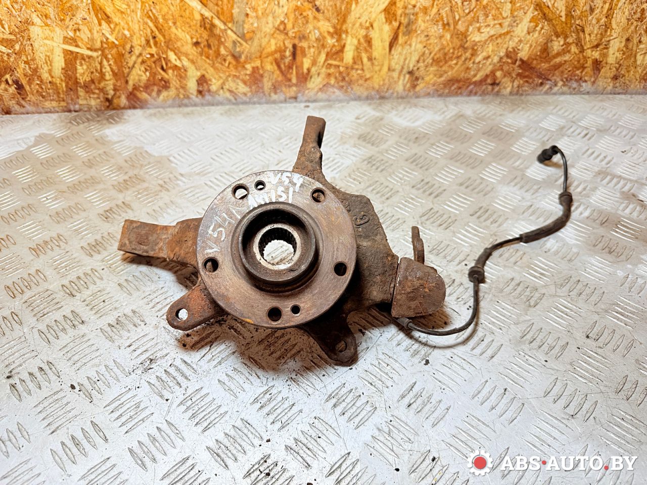 ступица передняя левая Renault Laguna 2 поколение 2002, 1.9 л., F9Q 750, дизель, МКПП, хетчбэк 5 дв., передний привод, 8200320888 - фото №1