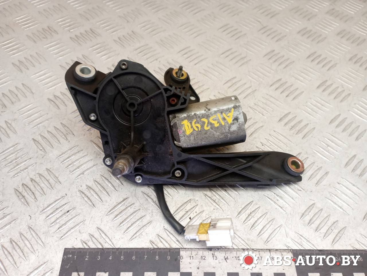 моторчик заднего стеклоочистителя (дворника) Nissan Primera P12 (2001 - 2008), 2.2 л., дизель, МКПП, универсал, 28710AU500, 53017412 - фото №1