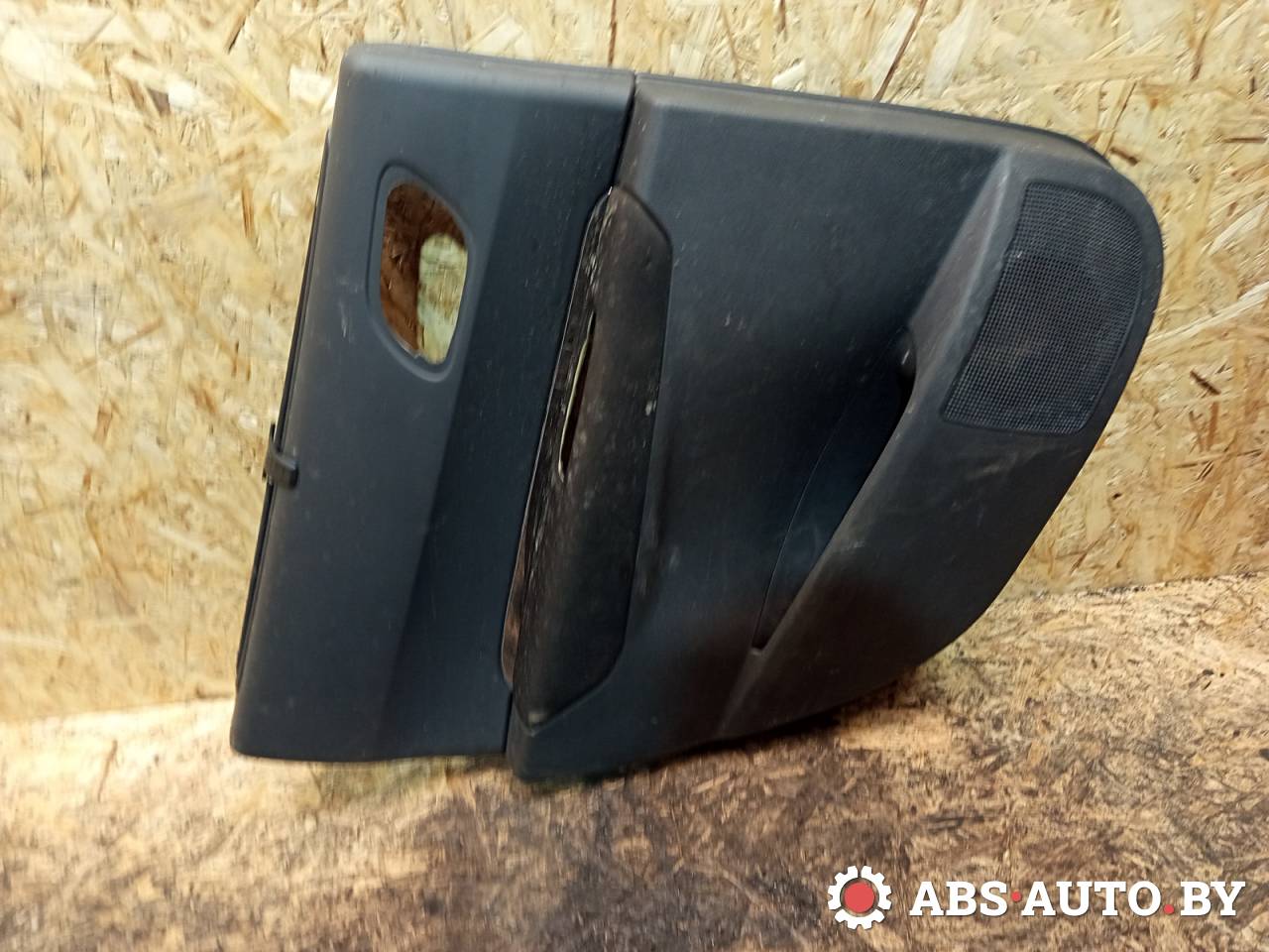 обшивка двери задняя левая Peugeot 3008 1 поколение 2011, 1.6 л., дизель, робот, передний привод, правый руль, 9683039177, 96854092ZE, 3000021960 - фото №1