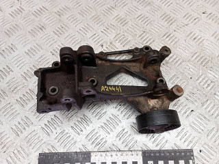 кронштейн генератора Peugeot 406 1 поколение [рестайлинг] 2003, 2.0 л., бензин, МКПП, седан