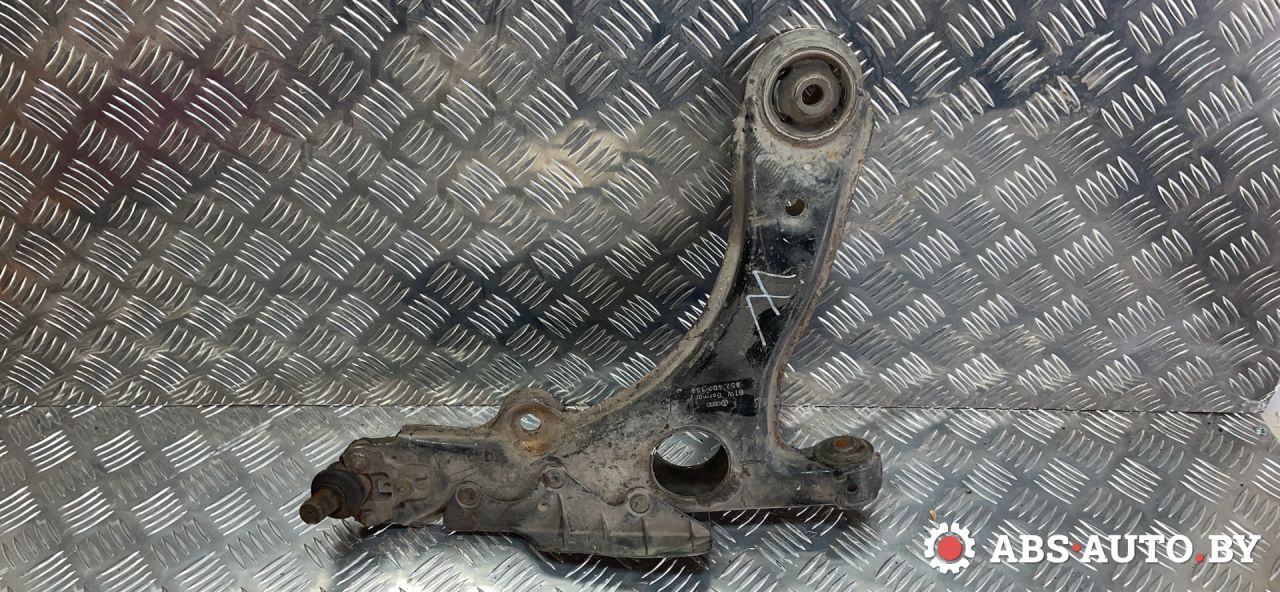 рычаг передний правый Volkswagen Passat B4 1995, 357407158 - фото №1