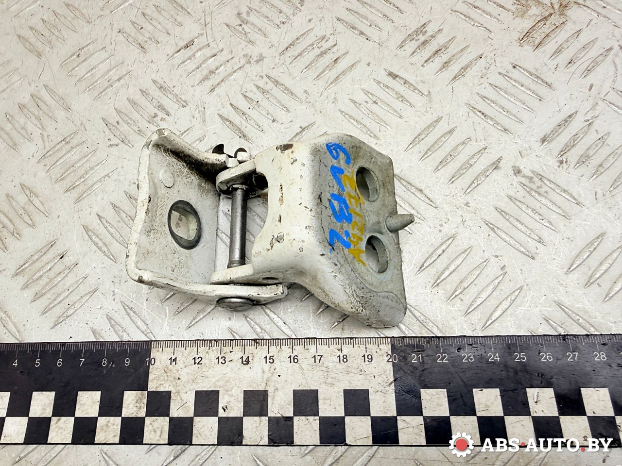 петля двери Peugeot 3008 1 поколение 2012, 1.6 л., 9HR (DV6C), дизель, робот, 9035CF - фото №1