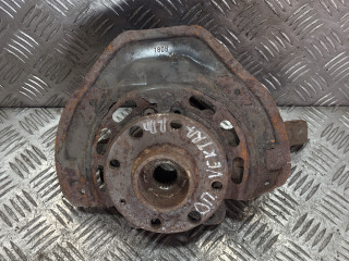 ступица передняя правая Opel Vectra B 1995