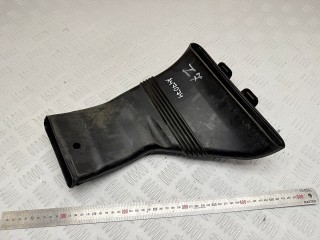 воздухозаборник Peugeot 407 1 поколение 2005, 2.0 л., RHR (DW10BTED4), дизель, АКПП, седан, 9652757680, M02004A100