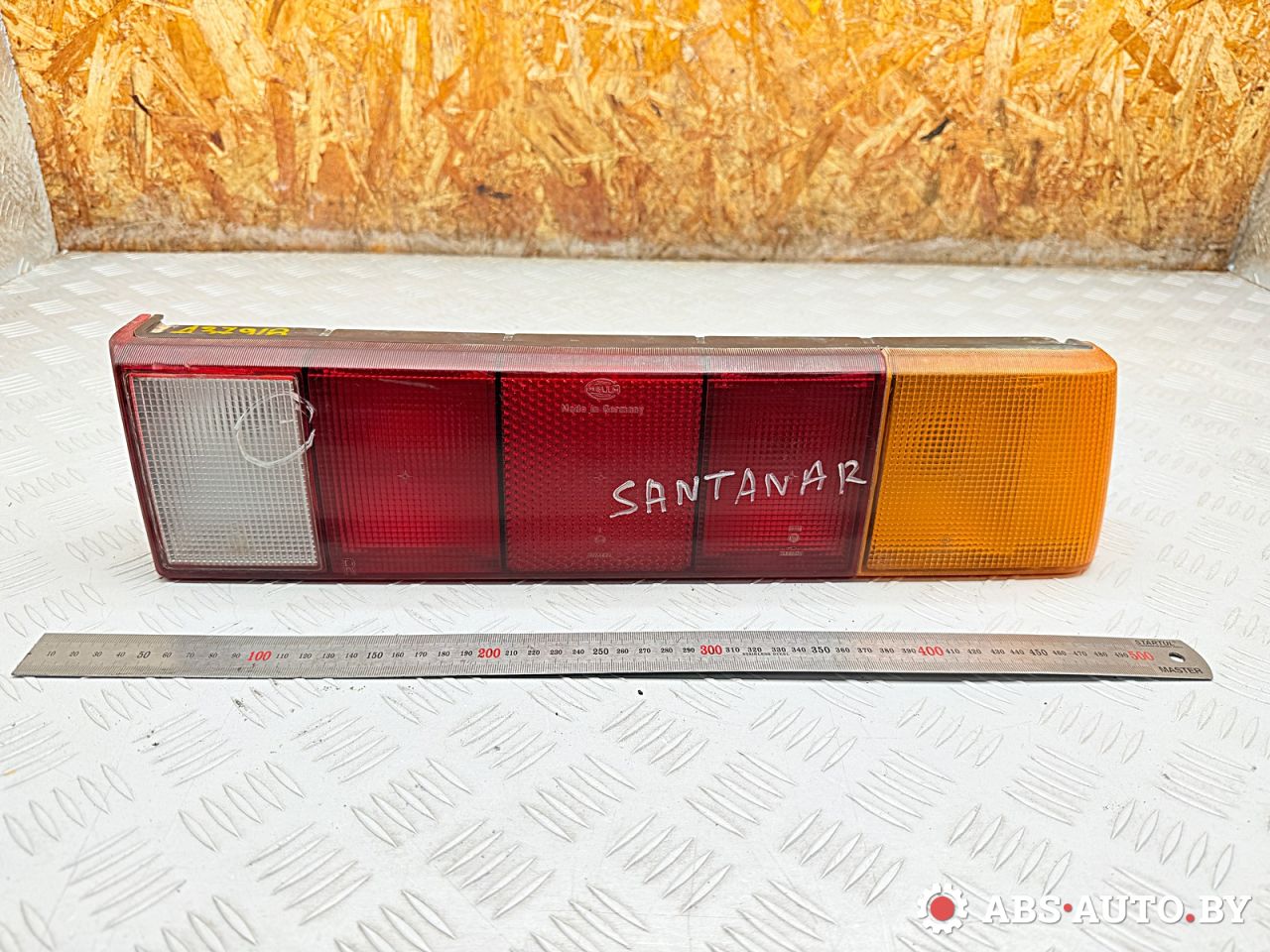 фонарь задний правый Volkswagen Santana 1 поколение 1987, седан, 325945112A - фото №1