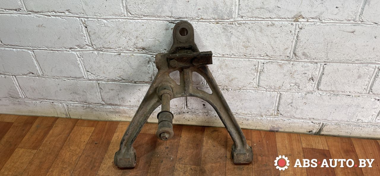 рычаг передний правый Mercedes-Benz MB100 1 поколение 1992, 631333002 - фото №1