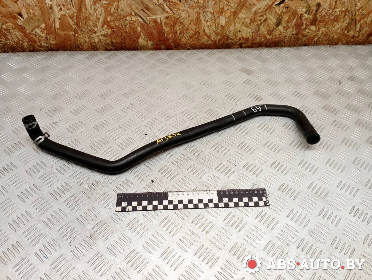 патрубок радиатора Peugeot 307 1 поколение 2005, 2.0 л., бензин, АКПП, универсал - фото №1