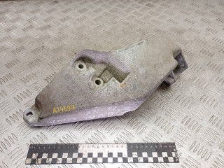кронштейн генератора Opel Vectra B 1998, 1.6 л., бензин, 0047620, 90502614