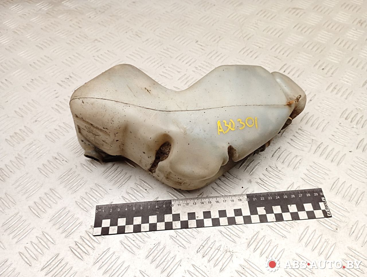 бачок омывателя Fiat Punto 1 поколение 1998, 1.2 л., бензин, МКПП, хетчбэк 3 дв. - фото №1