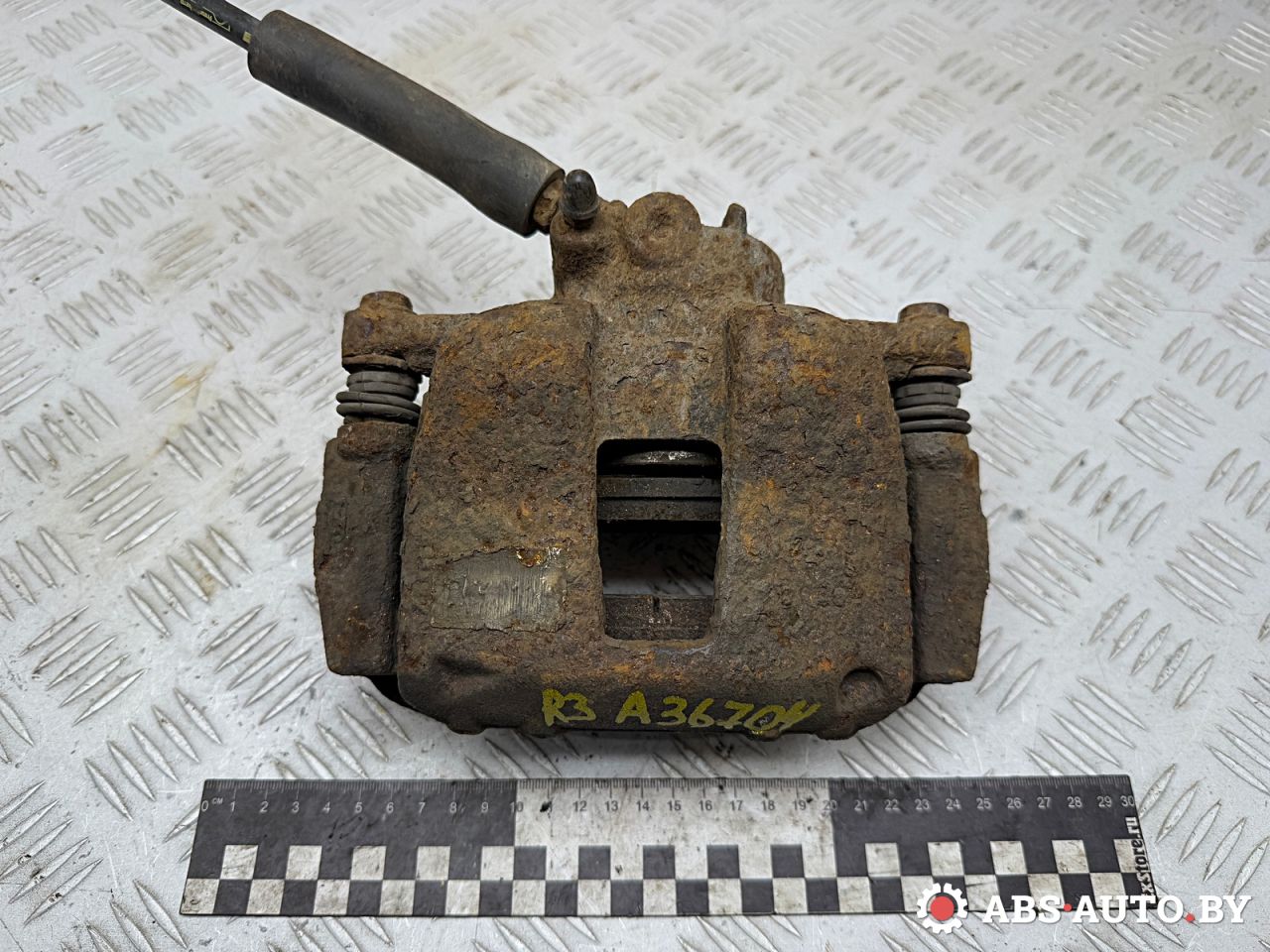 суппорт передний правый Peugeot 307 1 поколение 2004, 2.0 л., МКПП, хетчбэк 5 дв., 9635507980 - фото №1