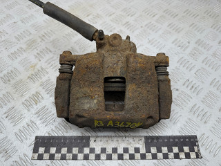 суппорт передний правый Peugeot 307 1 поколение 2004, 2.0 л., МКПП, хетчбэк 5 дв., 9635507980