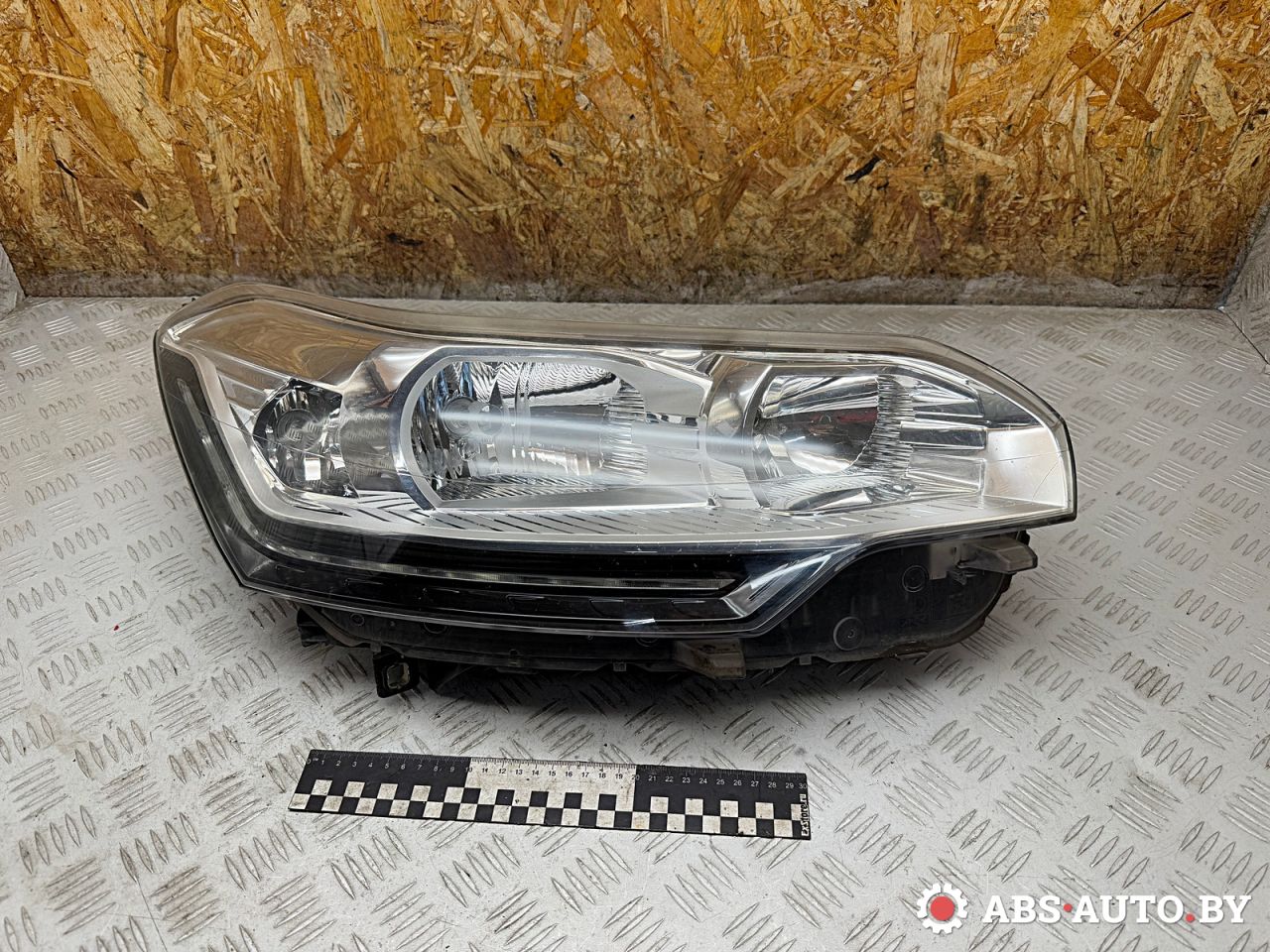 фара правая Citroen C5 2 поколение 2013, 2.0 л., RHH (DW10CTED4), дизель, МКПП, универсал, 9674397980, 6206V8 - фото №1