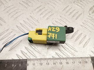 датчик удара Volkswagen Passat B6 2009, 2.0 л., дизель, МКПП, универсал, 5N0959351B