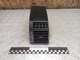 дефлектор обдува салона Volkswagen Touran 1 поколение [рестайлинг] 2007, 1T0819704A