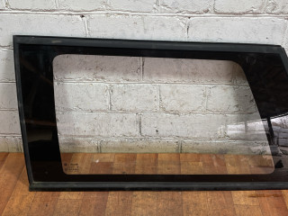 стекло кузовное боковое левое Opel Astra F (1991 - 1994), универсал