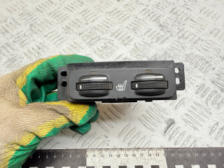 кнопка обогрева сидений Toyota Avensis 2 поколение (T250) 2006, 2.0 л., 1CD-FTV, дизель, МКПП, универсал, 453417, R453417