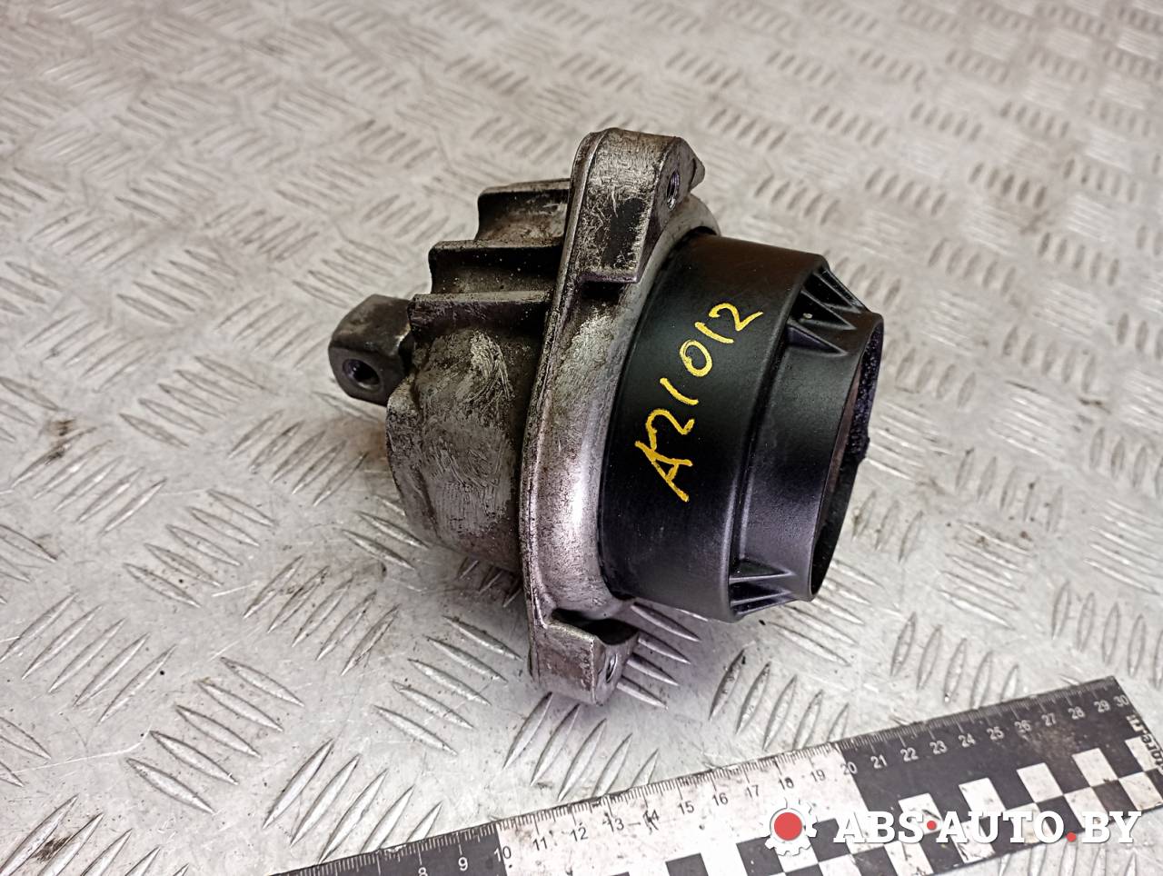 подушка крепления двигателя BMW 7 серия F01/F02 F01 2009, 4.4 л., бензин, АКПП, 22116777374, G2036040 - фото №1