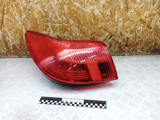 фонарь задний правый Peugeot 308 T7 2010, 2.0 л., RHR (DW10BTED4), дизель, МКПП, универсал, 96814438XT