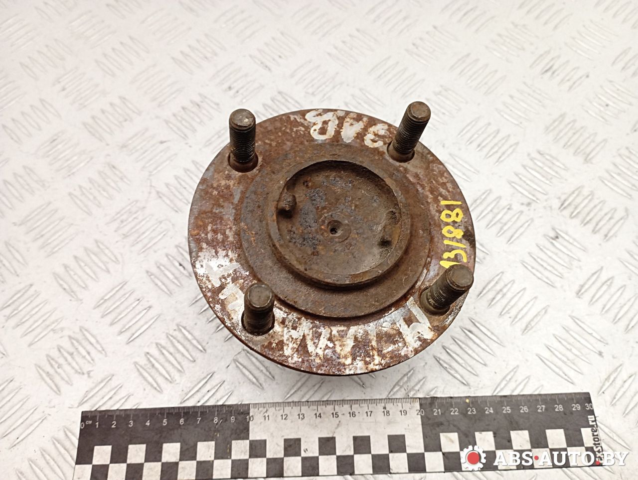 ступица задняя Mitsubishi Galant 7 поколение 1996, 2.0 л., бензин - фото №1