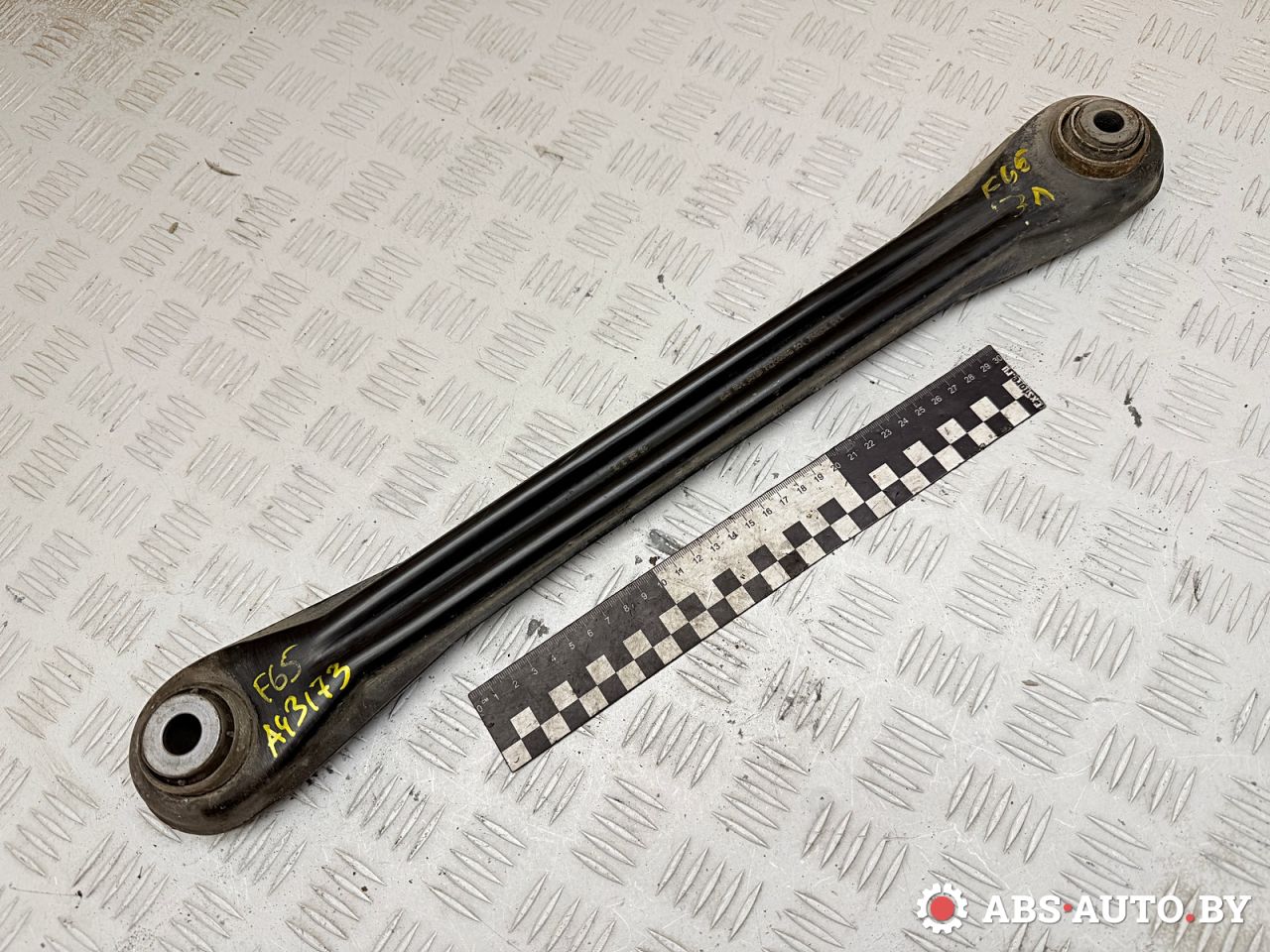 рычаг задний левый Volkswagen Touareg 1 поколение 2006, 3.0 л., BKS, дизель, АКПП, внедорожник 5 дв., полный привод, 7L0501531B - фото №1