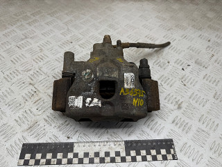 суппорт передний левый Mazda 6 GG 2003, 2.0 л., бензин, МКПП, правый руль, 3177400, 24357117415, 0986134034, F49074, BNZ1326ZP, BNZ1326ZW, GJ6E3371XA, GJ6E3371XB, GJ6E3371XC, GJZE3399ZC, BHX539E, 561N10144Z