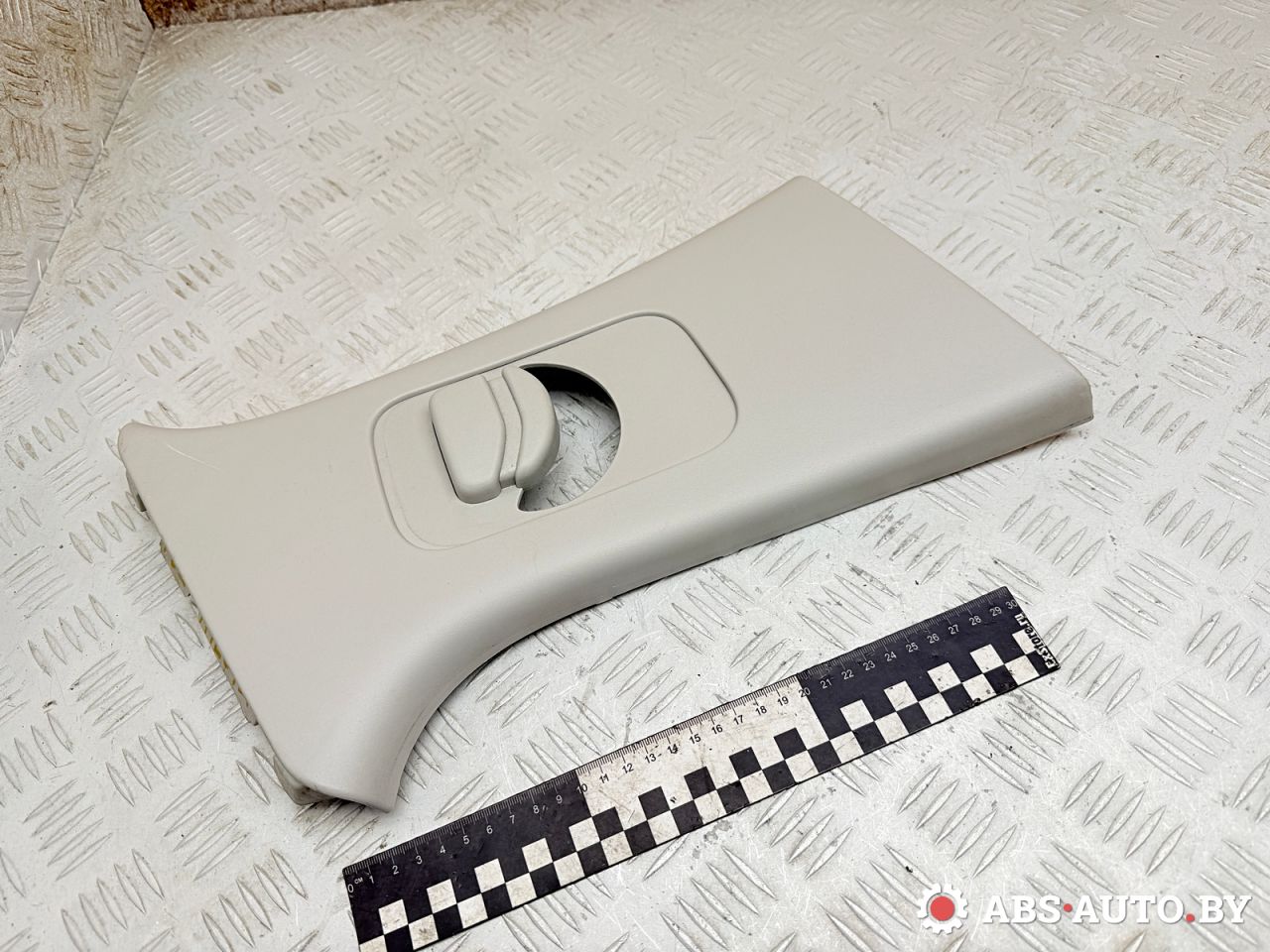 обшивка стойки центральной правой Peugeot 3008 1 поколение 2012, 1.6 л., 9HR (DV6C), дизель, робот, 9674338677 - фото №1