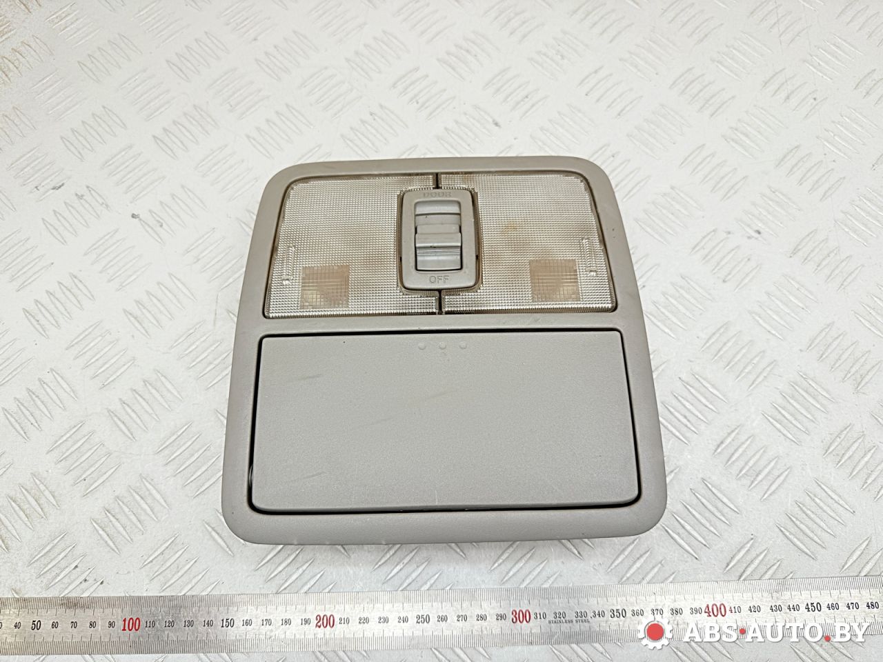 фонарь салона (плафон) Toyota RAV4 3 поколение (XA30) 2007, 2.2 л., 2AD-FTV, дизель, МКПП, внедорожник 5 дв., 8126042010 - фото №1