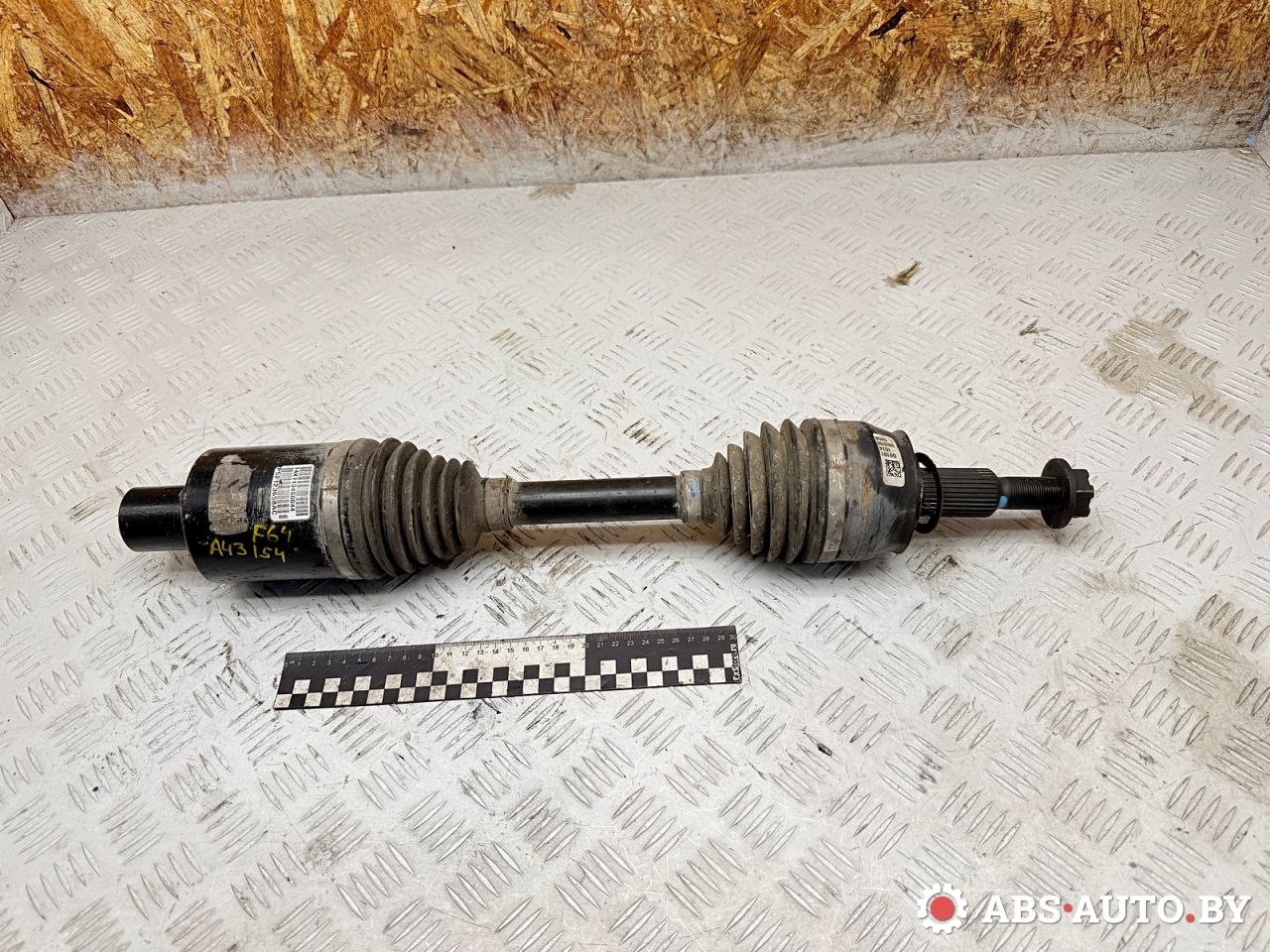 полуось задняя (приводной вал, ШРУС) Jeep Cherokee 5 поколение 2016, 2.0 л., EBT, дизель, АКПП, внедорожник 5 дв., 38026299, 52123658AC, P52123658AC - фото №1