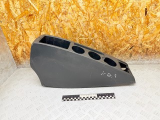 консоль салона Toyota Corolla Verso 2 поколение AR10 2004, 2.0 л., 1CD-FTV, дизель, МКПП, минивэн, 589110F010