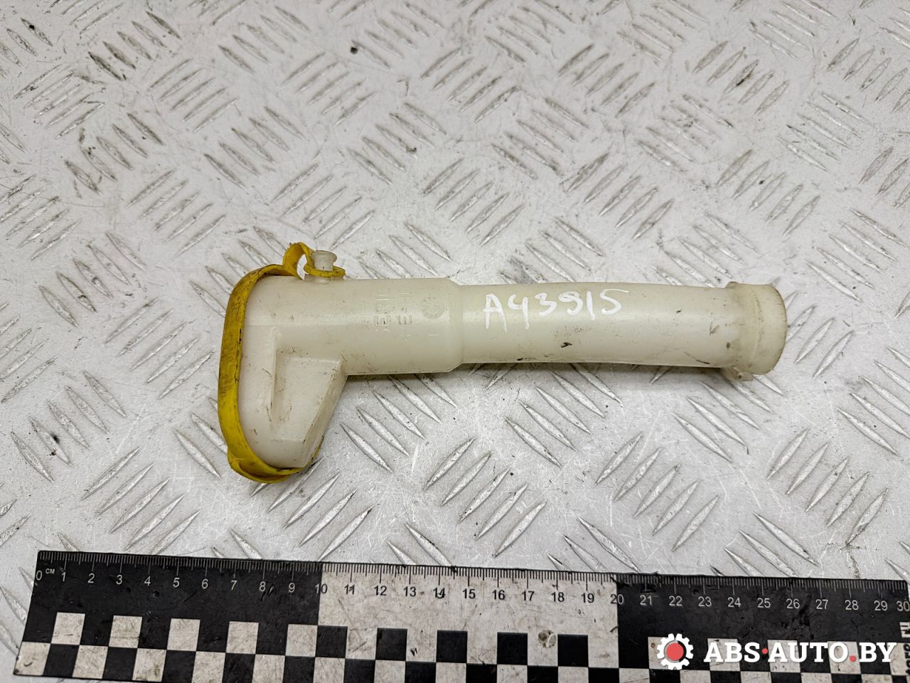 горловина бачка омывателя Renault Laguna 2 поколение 2002, 1.9 л., F9Q 750, дизель, МКПП, хетчбэк 5 дв., передний привод, 7700411279F - фото №1