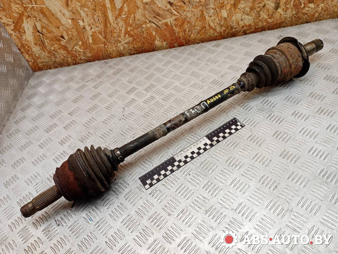 полуось задняя (приводной вал, ШРУС) Mercedes-Benz Vito W639 2006, 2.2 л., дизель, МКПП, правый руль, 1233500410, 6393500710, 6393500810, 6393501210, 6393501510, 6393501610, 6393501710, 6393501810, 6393502310, A1233500410, A6393500710, A6393500810, A6393501210, A6393501510, A6393501610, A6393501710, A6393501810, A6393502310 - фото №1