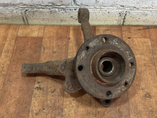 ступица передняя левая Renault 19 2 поколение 1995